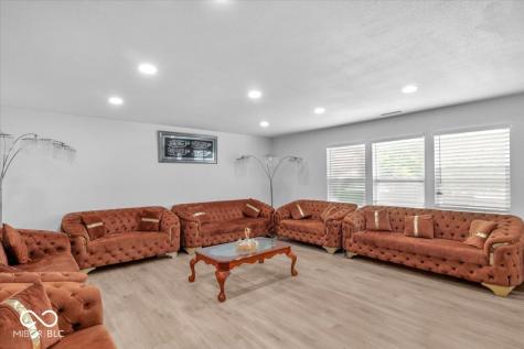 951 Curlew Lane Greenwood IN 46143