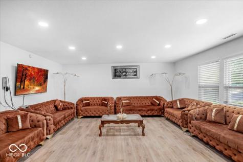 951 Curlew Lane Greenwood IN 46143