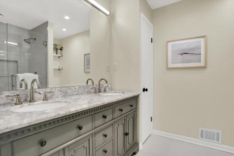 7801 Forest Lane Indianapolis IN 46240
