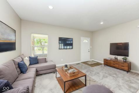 1031 Blaine Avenue Indianapolis IN 46221