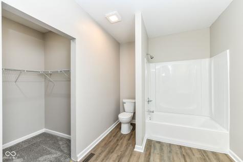 1031 Blaine Avenue Indianapolis IN 46221