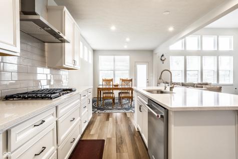 5378 Rose Drive Zionsville IN 46077