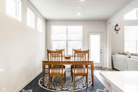 5378 Rose Drive Zionsville IN 46077