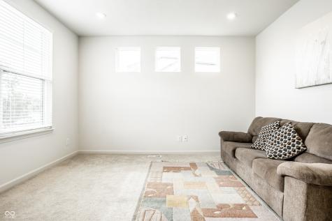5378 Rose Drive Zionsville IN 46077