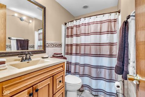 238 Glenbrook Lane Avon IN 46123