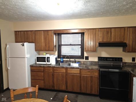 5241 W Marietta Railroad Street Shelbyville IN 46176