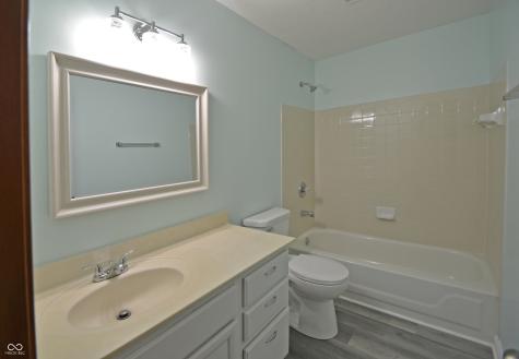 6389 Hillview Circle Fishers IN 46038