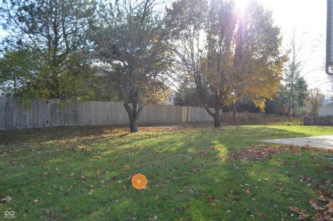 6389 Hillview Circle Fishers IN 46038
