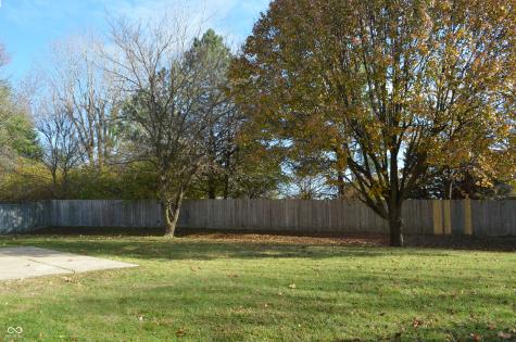 6389 Hillview Circle Fishers IN 46038