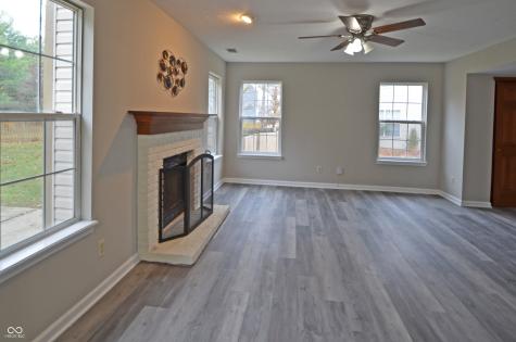 6389 Hillview Circle Fishers IN 46038