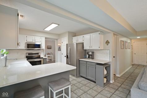 7572 Sycamore Grove Court Indianapolis IN 46260