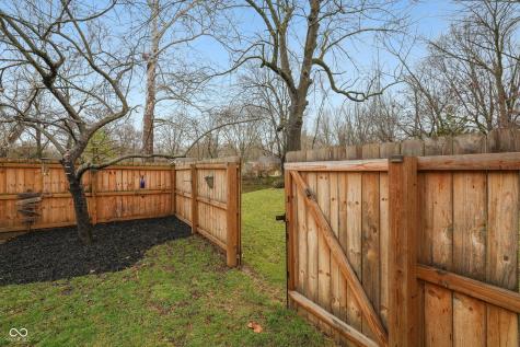 7572 Sycamore Grove Court Indianapolis IN 46260