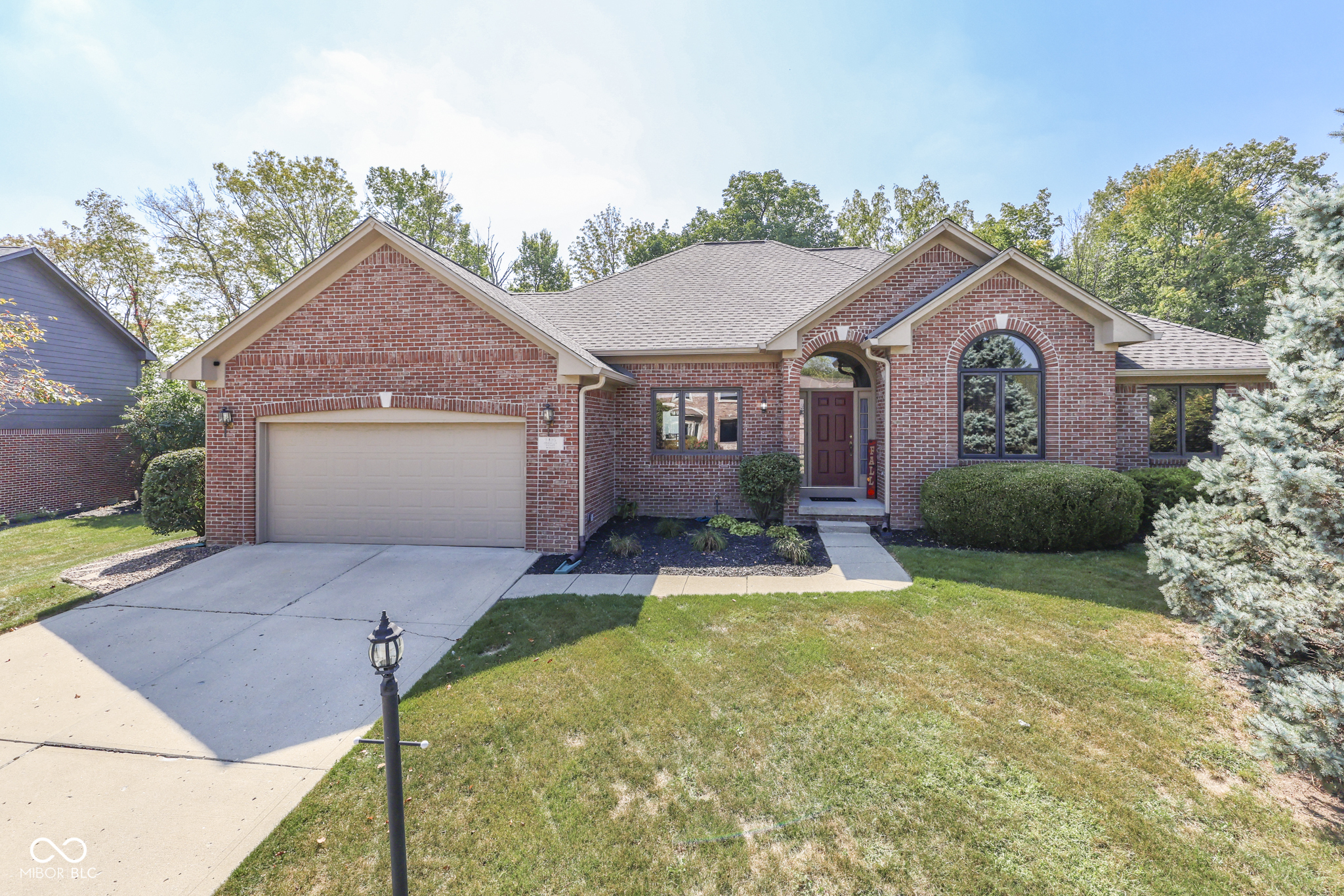 7433 Franklin Parke Woods Indianapolis IN 46259