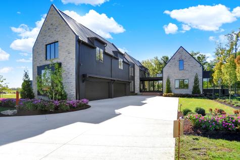9475 Windy Hills Drive Zionsville IN 46077