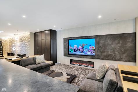 9475 Windy Hills Drive Zionsville IN 46077