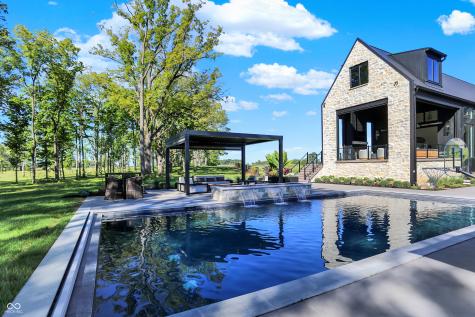 9475 Windy Hills Drive Zionsville IN 46077