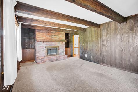 4540 Woodcrest Drive Columbus IN 47203