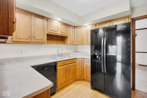 4540 Woodcrest Drive Columbus IN 47203