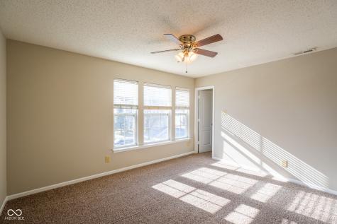 12548 Courage Crossing Fishers IN 46037