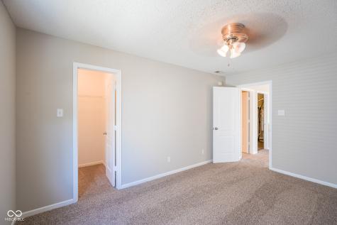 12548 Courage Crossing Fishers IN 46037