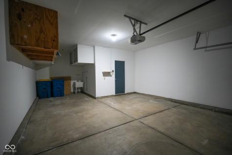 12548 Courage Crossing Fishers IN 46037