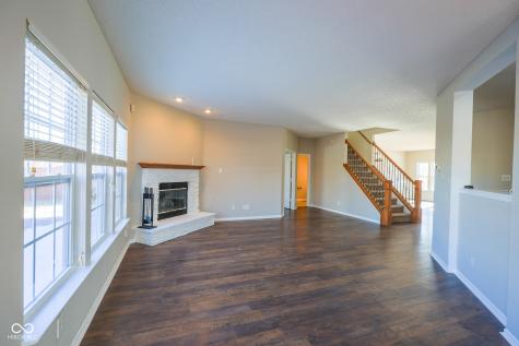 12548 Courage Crossing Fishers IN 46037