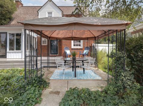 836 N Bolton Avenue Indianapolis IN 46219