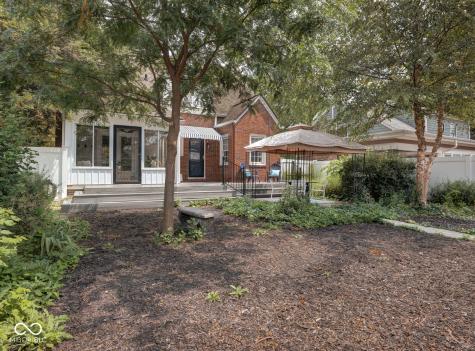 836 N Bolton Avenue Indianapolis IN 46219