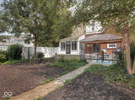 836 N Bolton Avenue Indianapolis IN 46219