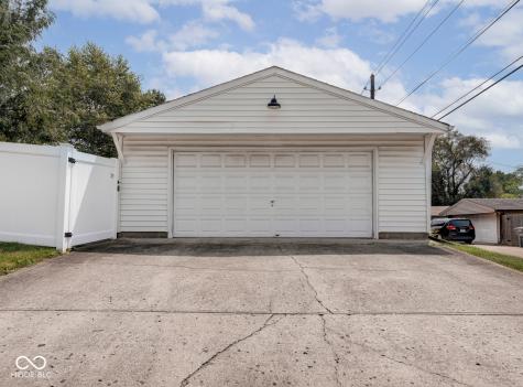 836 N Bolton Avenue Indianapolis IN 46219