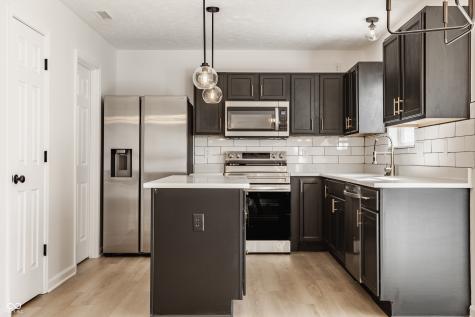 6365 W Oxford Lane Mccordsville IN 46055