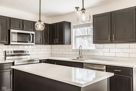6365 W Oxford Lane Mccordsville IN 46055