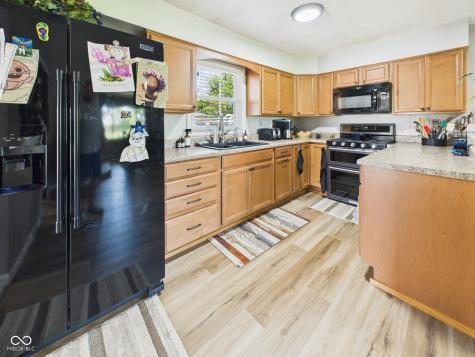 407 S Walnut Street New Castle IN 47362