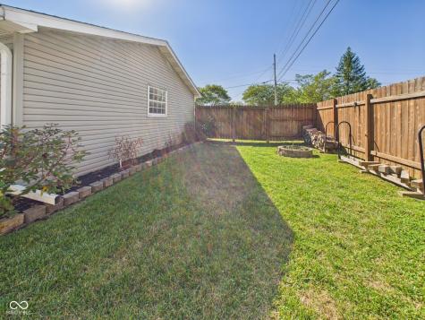 407 S Walnut Street New Castle IN 47362