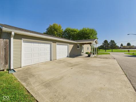 407 S Walnut Street New Castle IN 47362