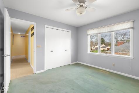 3830 Cove Road Columbus IN 47203
