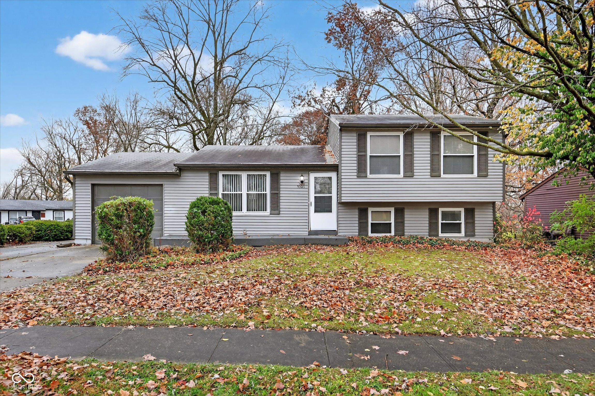 5505 Chisolm Trail Indianapolis IN 46237