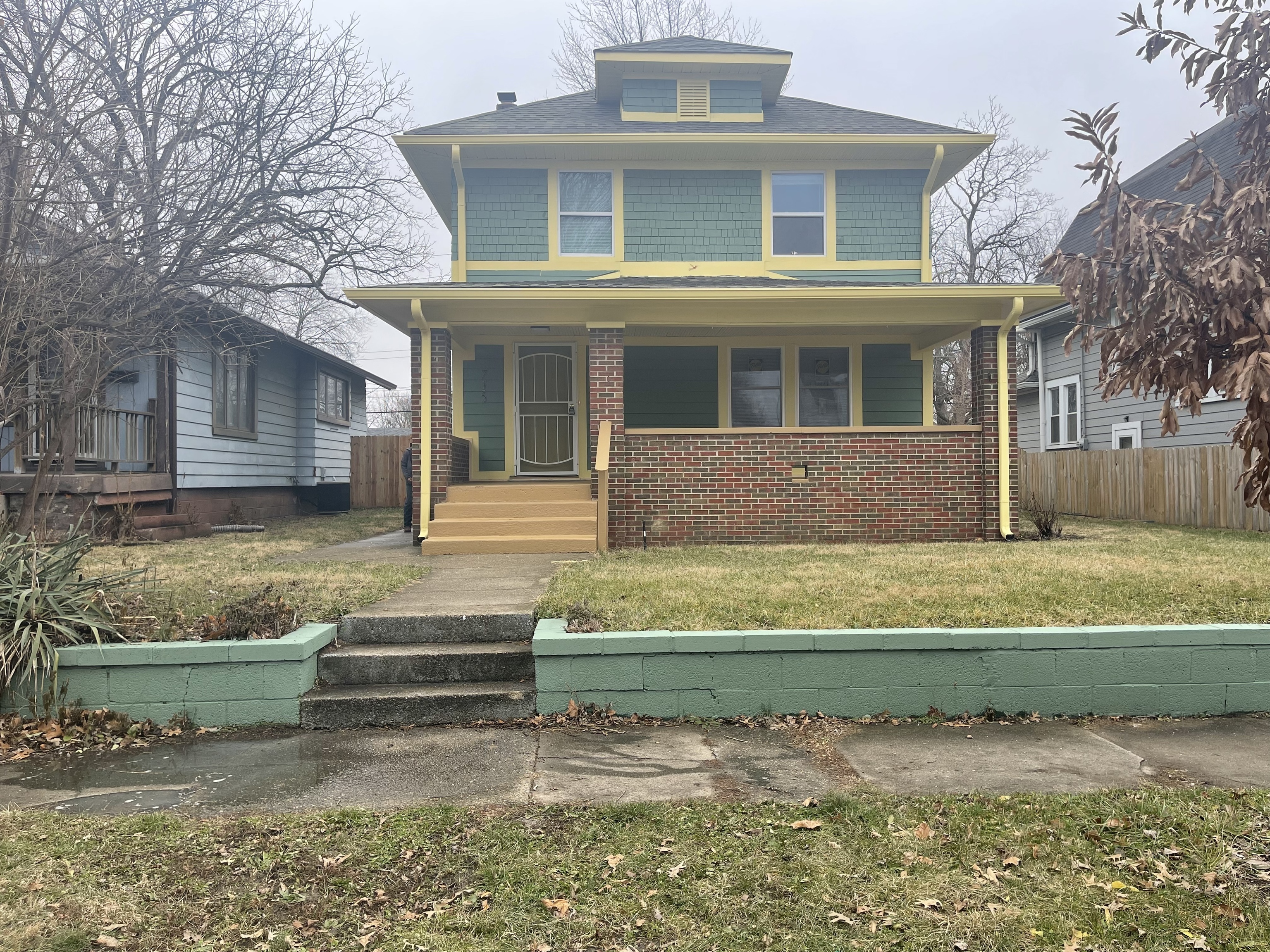 715 N Gladstone Avenue Indianapolis IN 46201