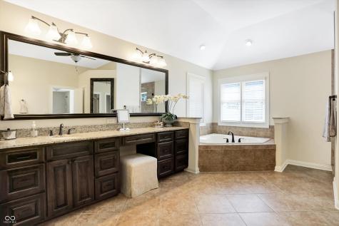 4217 Whitetail Woods Drive Bargersville IN 46106