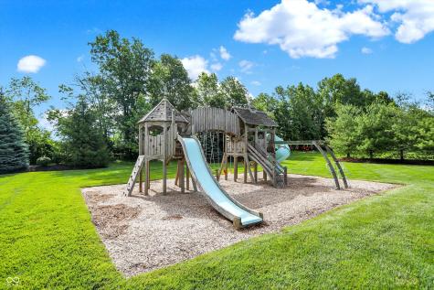 4217 Whitetail Woods Drive Bargersville IN 46106