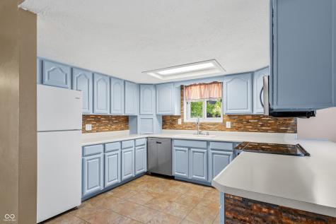 7989 E County Road 200 N Avon IN 46123