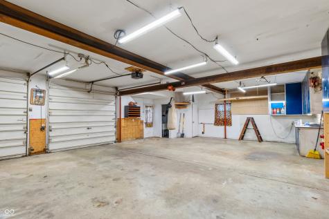 7989 E County Road 200 N Avon IN 46123