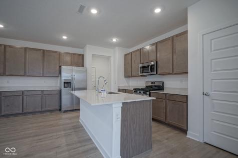 7454 Allesley Drive Avon IN 46123