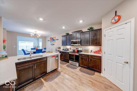 10119 Caprock Canyon Drive Indianapolis IN 46229