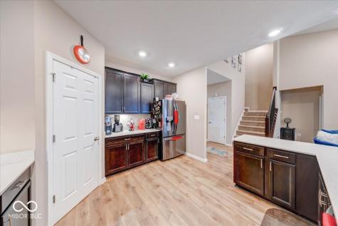10119 Caprock Canyon Drive Indianapolis IN 46229