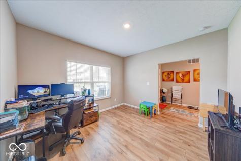 10119 Caprock Canyon Drive Indianapolis IN 46229