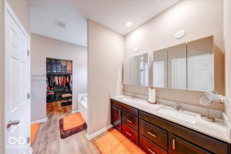 10119 Caprock Canyon Drive Indianapolis IN 46229