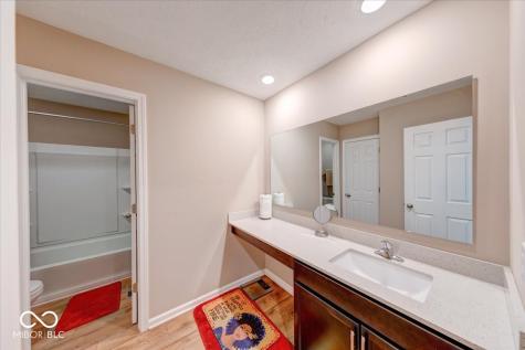 10119 Caprock Canyon Drive Indianapolis IN 46229
