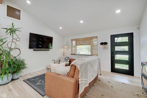 8049 Burn Court Indianapolis IN 46217