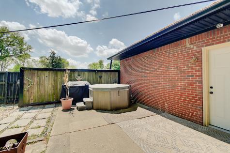 8049 Burn Court Indianapolis IN 46217